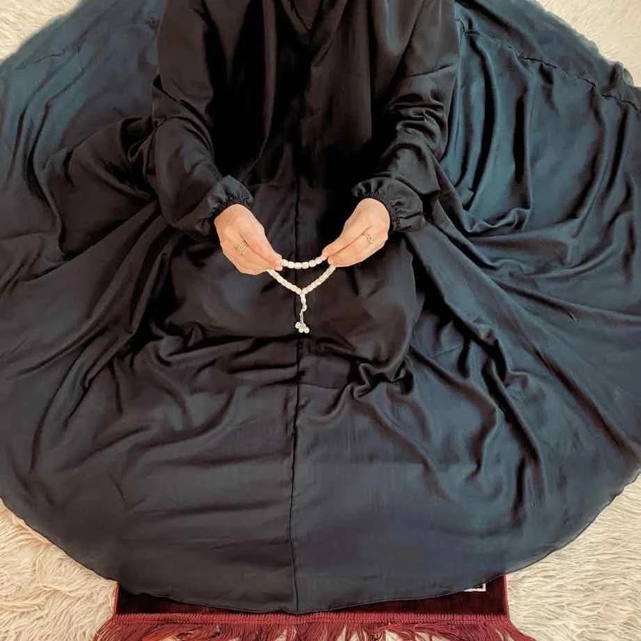 namaz chadar with sleeves