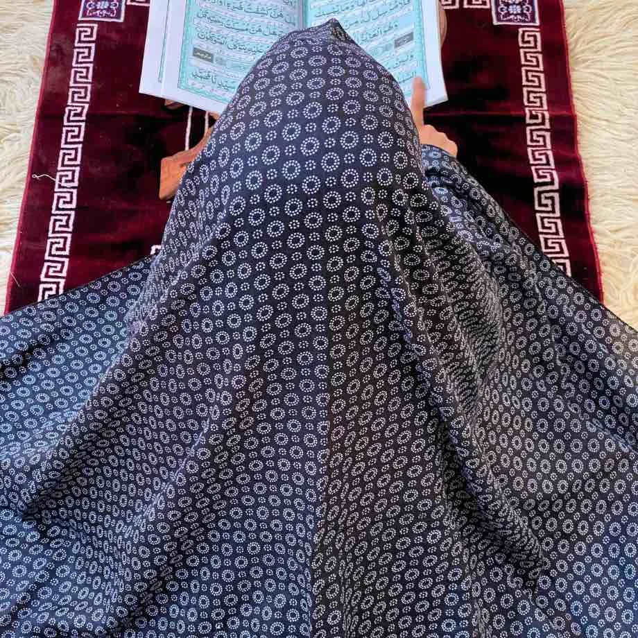 Girls Makhna Clothifydotpk