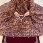 Printed namaz chadar with sleeves