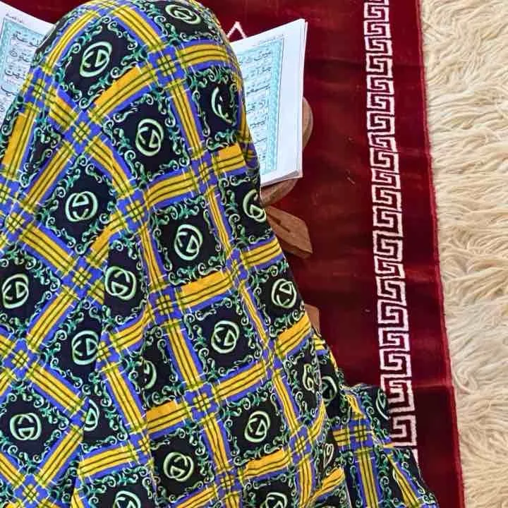 Namaz Chadar without Sleeves Kids Namaz Makhna