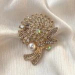 Moderna Pearlette Brooch