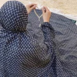 Namaz Chadar with sleeves