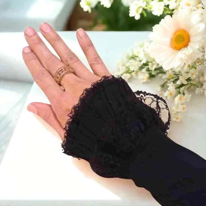 Enlace Arm Sleeves_79740 – 6 Lace Arm Sleeves Hand Sleeves