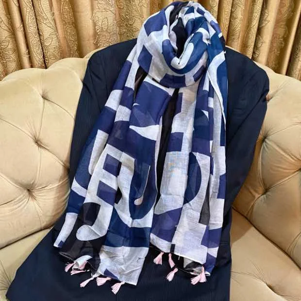 Lawn_171910 - 2 Printed Lawn Hijab Clothifydotpk