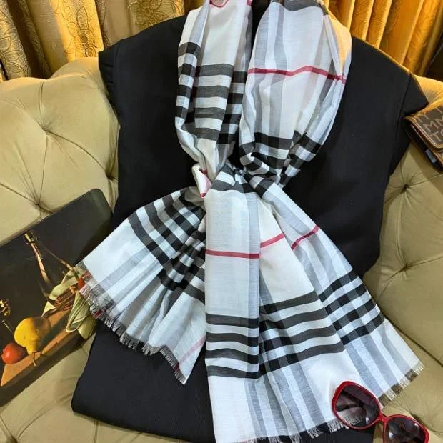 Printed Lawn Hijab Clothifydotpk