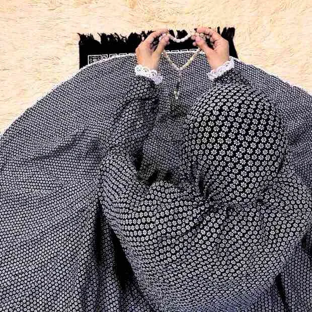 Premium Lace Namaz Chadar clothifydotpk