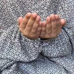 Kids Arabic Namaz Chadar (5-8 Years) Clothifydotpk