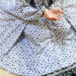 Printed Namaz Chadar with sleeves CLOTHIFYDOTPK