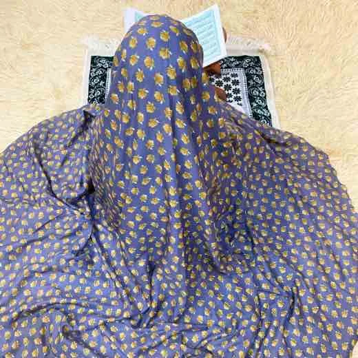 Namaz chadar without sleeves Namaz Makhna Clothifydotpk