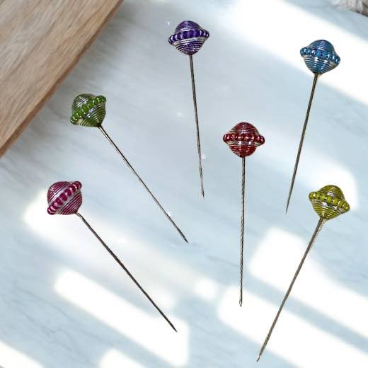 Hijab_pin157 - 7 A close-up of a Hijab Pin. Clothifydotpk