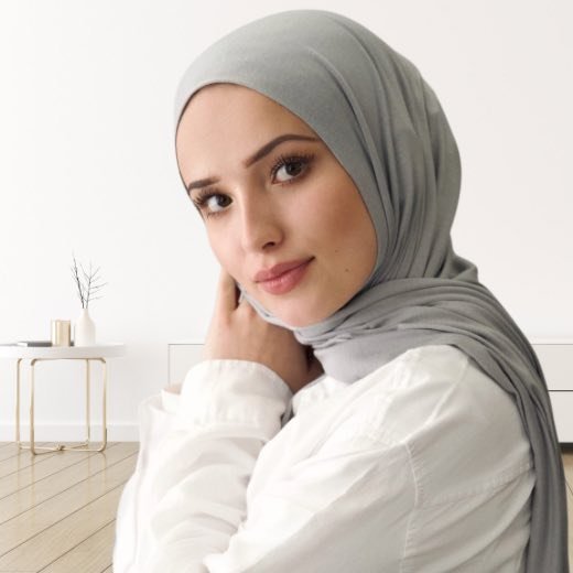 Jersey_Hijab08133 - 12 A woman wearing a draped jersey hijab. Clothifydotpk