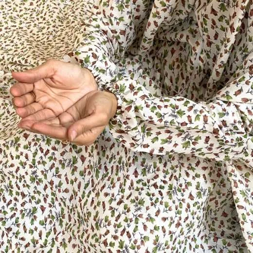 NamazChadar_3Dec25_3 - 19 A woman using a breathable soft swiss lawn Namaz Chadar with pocket, performing salah By Clothifydotpk