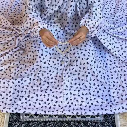 Printed Namaz Chadar with sleeves CLOTHIFYDOTPK