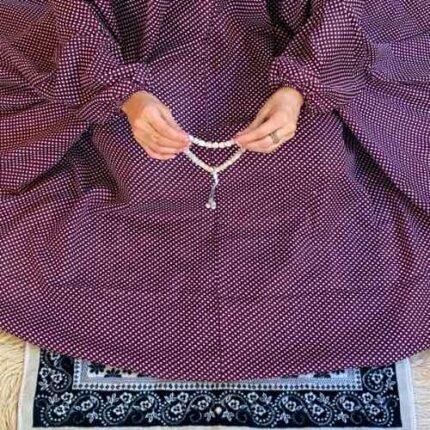 Printed Namaz Chadar with sleeves CLOTHIFYDOTPK