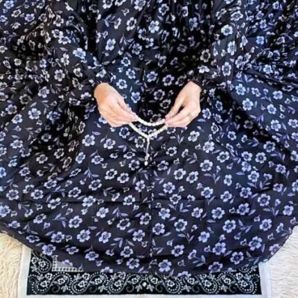 Printed Namaz Chadar with sleeves for Ladies CLOTHIFYDOTPK