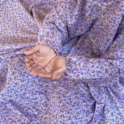 Woman Performing Salah in a Breathable Soft Swiss Lawn full length Namaz Chadar with Pocket By Clothifydotpk