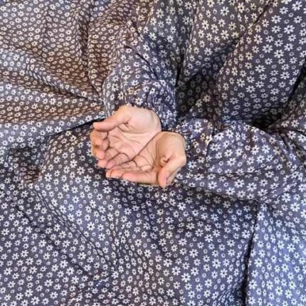 Woman Performing Salah in a Breathable Soft Swiss Lawn Namaz Chadar with Pocket By Clothifydotpk