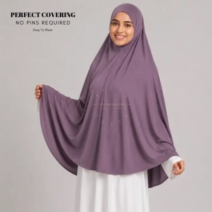 A woman wearing a Lavender jersey Hajj and Umrah scarf – a Namaz Makhna hijab designed for head, neck and shoulder coverage without the need for pins. By CLOTHIFYDOTPK