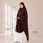 Woman wearing a soft swiss lawn Namaz chadar without sleeves also known as Makhna Hijab, Namaz Makhna or Namaz Scarf with front coverage reaching the knees and back extending below the knees. BY CLOTHIFYDOTPK