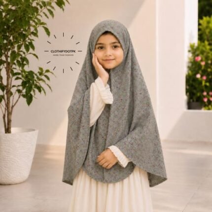 Young girl wearing soft Kids Namaz Makhna Hijab. BY CLOTHIFYDOTPK