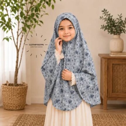Young girl wearing soft Kids Namaz Scarf Makhna Hijab. BY CLOTHIFYDOTPK