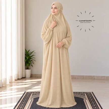Woman Wearing full length Arabic Style Namaz Chadar While Standing for Salah Prayer. BY CLOTHIFYDOTPK