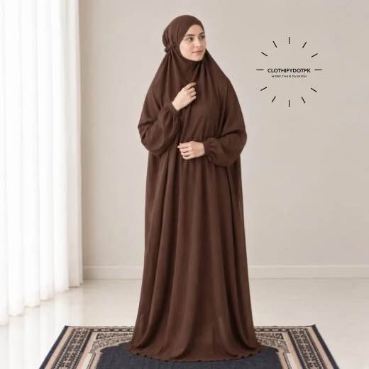 Woman Wearing full length Arabic Style Namaz Chadar While Standing for Salah Prayer. BY CLOTHIFYDOTPK